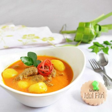  Gulai Kari Daging Spesial Lebaran